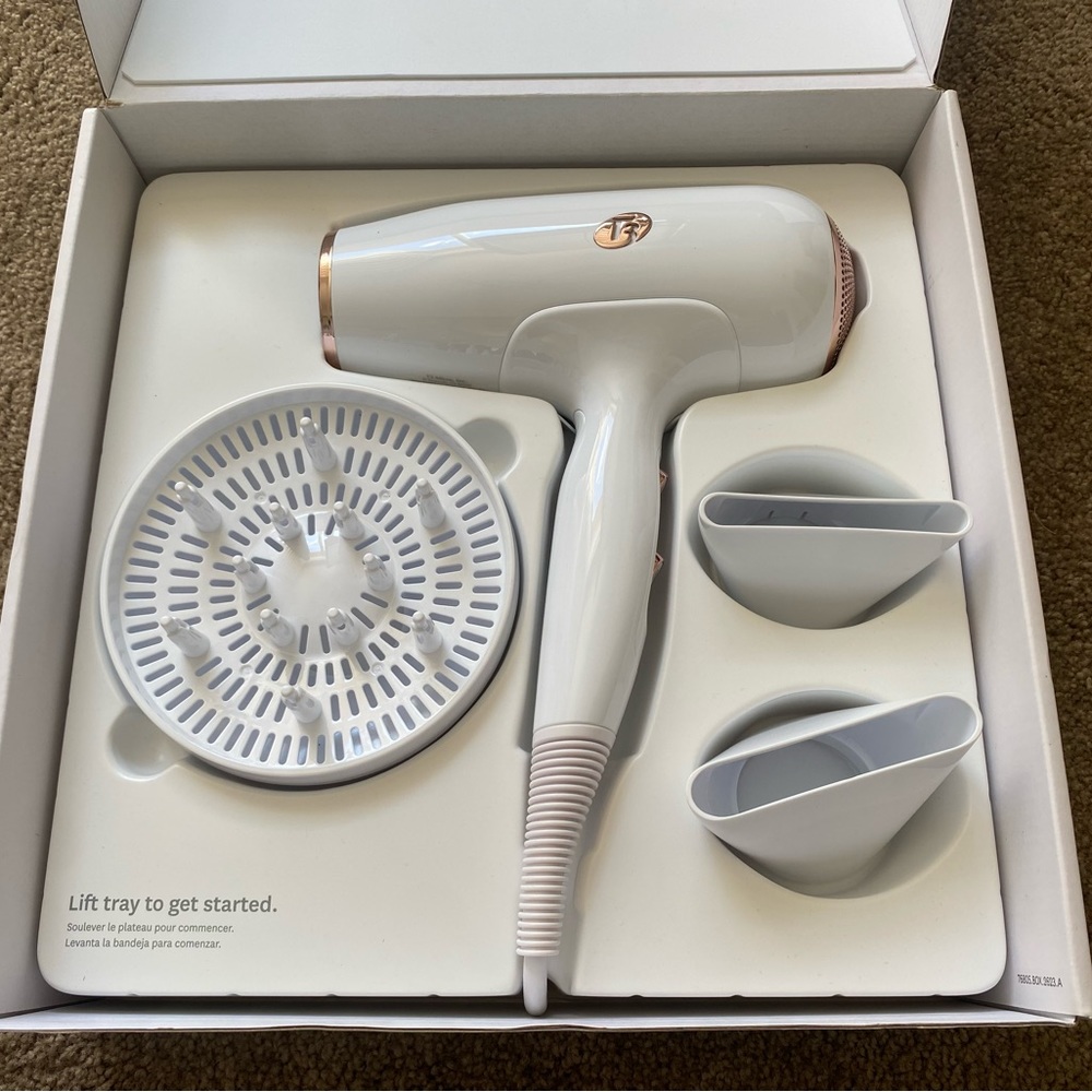 T3 Featherweight Hairdryer